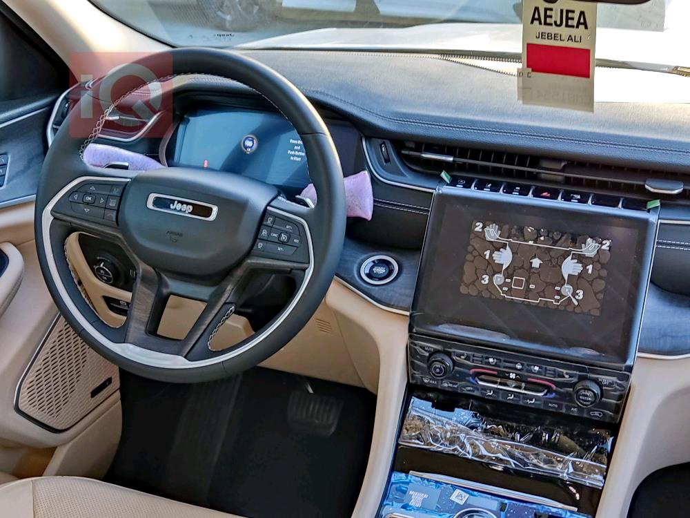 Jeep Grand Cherokee L